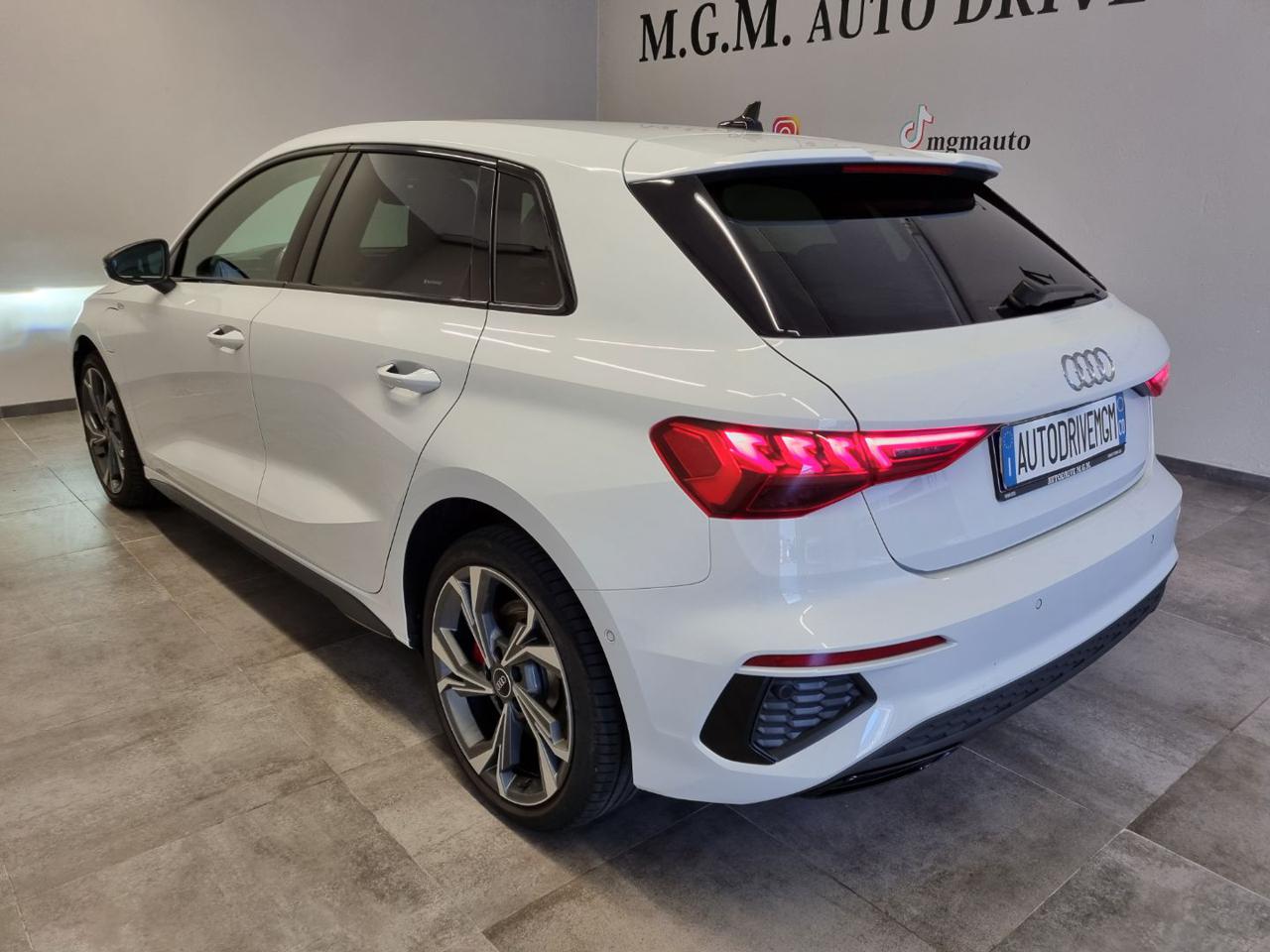 AUDI A3 SPB 45 TFSI e S tronic S line edition - 18