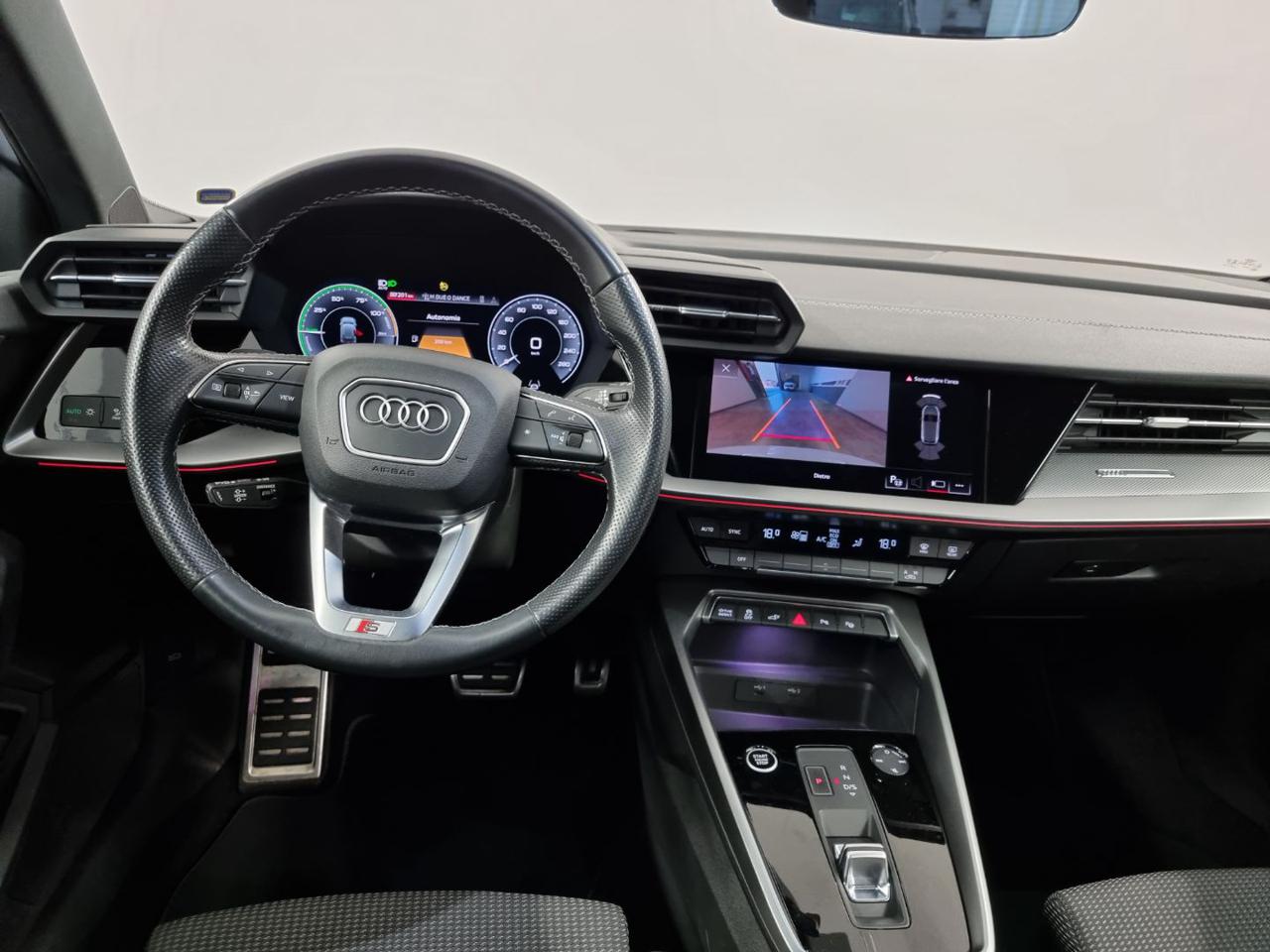 AUDI A3 SPB 45 TFSI e S tronic S line edition - 28