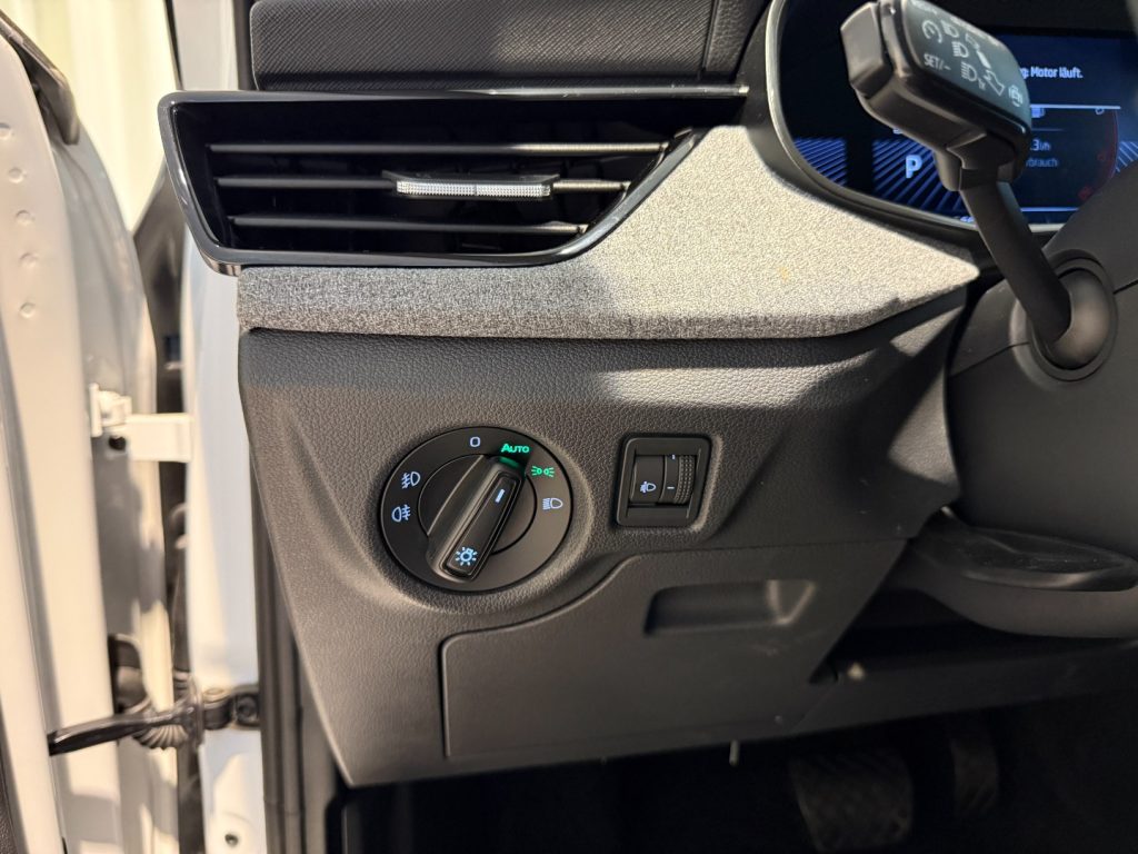 SKODA Kamiq 1.5 TSI DSG 130 Edition Black 17Camera DAB+ - 9