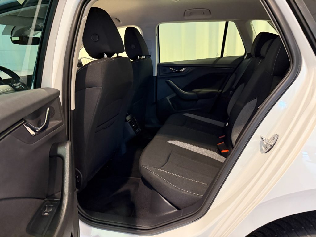 SKODA Kamiq 1.5 TSI DSG 130 Edition Black 17Camera DAB+ - 5