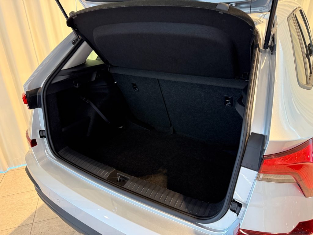 SKODA Kamiq 1.0 TSI DSG Black Dots Camera LED DAB+ Keyless - 6