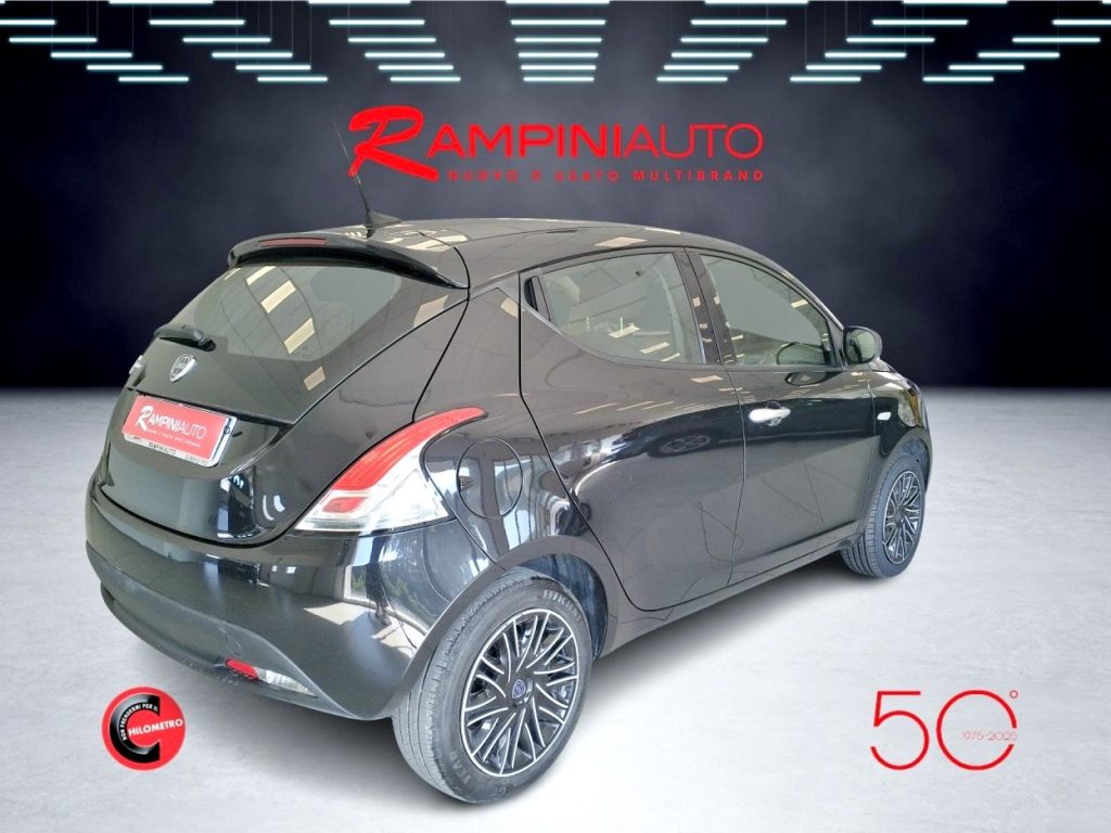 LANCIA Ypsilon 1.0 FireFly Hybrid Km 42.000 Iva Esposta - 9