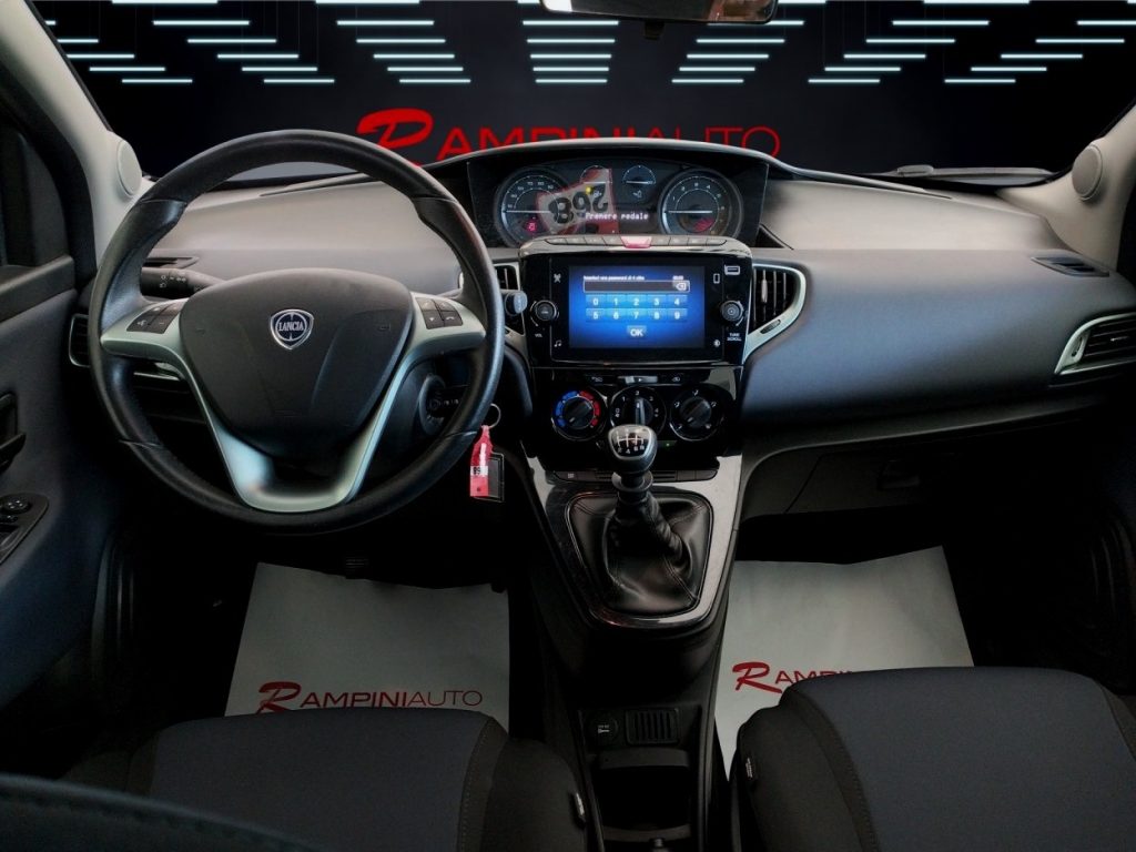 LANCIA Ypsilon 1.0 FireFly Hybrid Gold Plus Km 39.000 Iva Esposta - 14