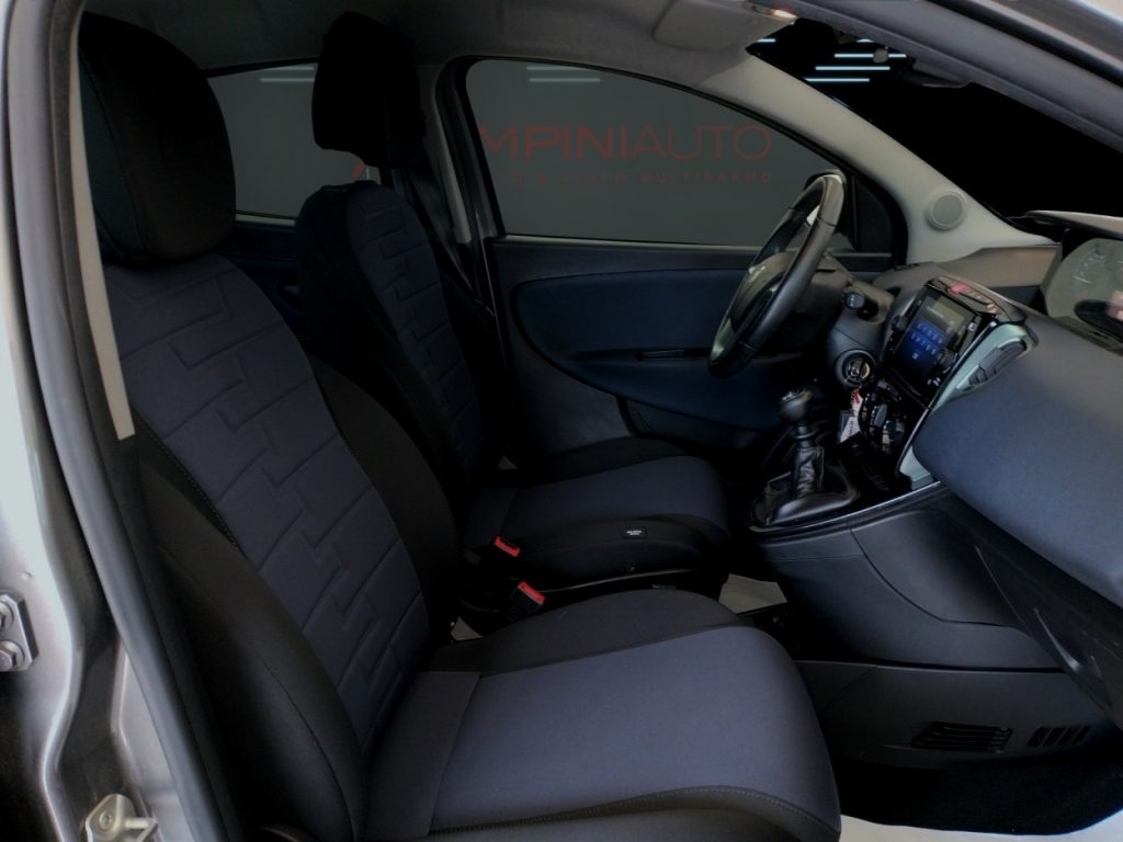 LANCIA Ypsilon 1.0 FireFly Hybrid Gold Plus Km 39.000 Iva Esposta - 19
