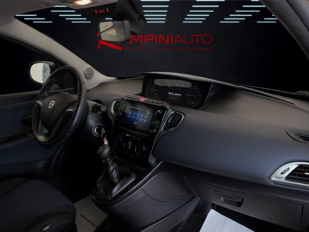 LANCIA Ypsilon 1.0 FireFly Hybrid Gold Plus Km 39.000 Iva Esposta - 20