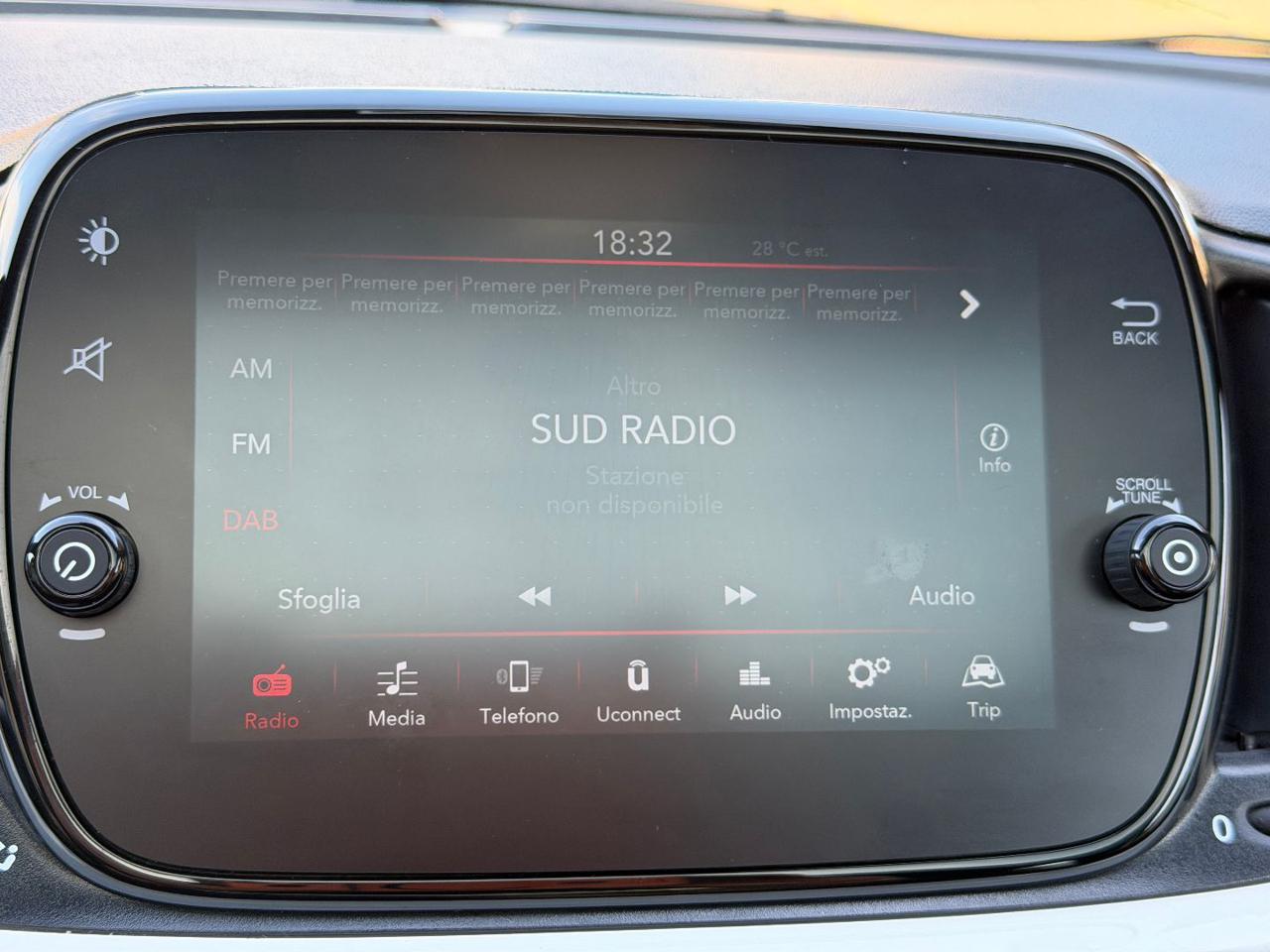FIAT 500 1.0 Hybrid Dolcevita - 18
