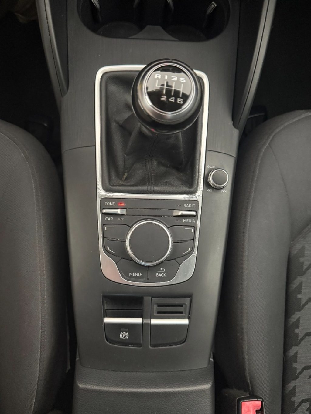AUDI A3 SPB 1.2 TFSI Ambiente - 14