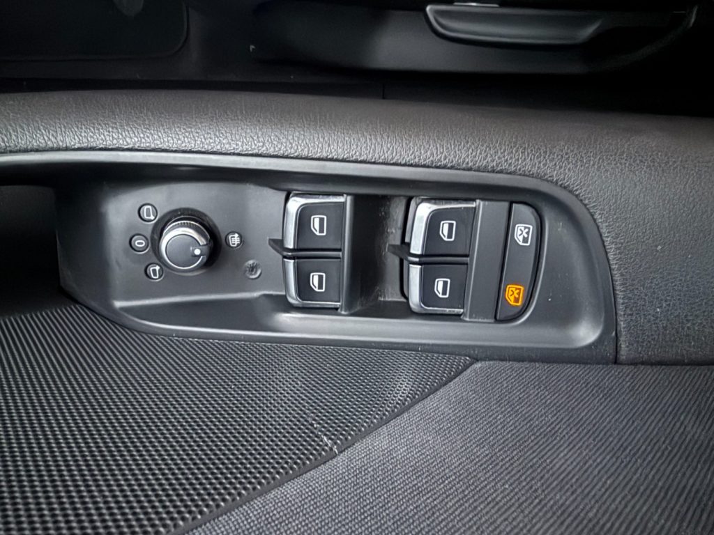 AUDI A3 SPB 1.2 TFSI Ambiente - 16