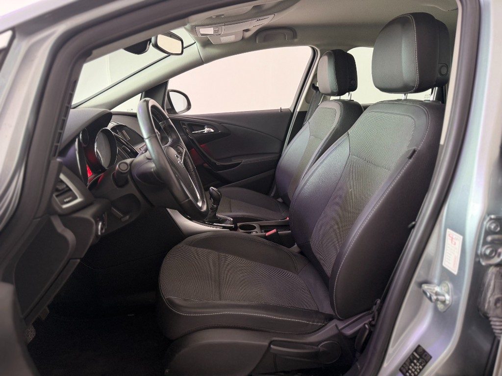 OPEL Astra 1.4 Turbo 140CV 5 porte Cosmo - 15