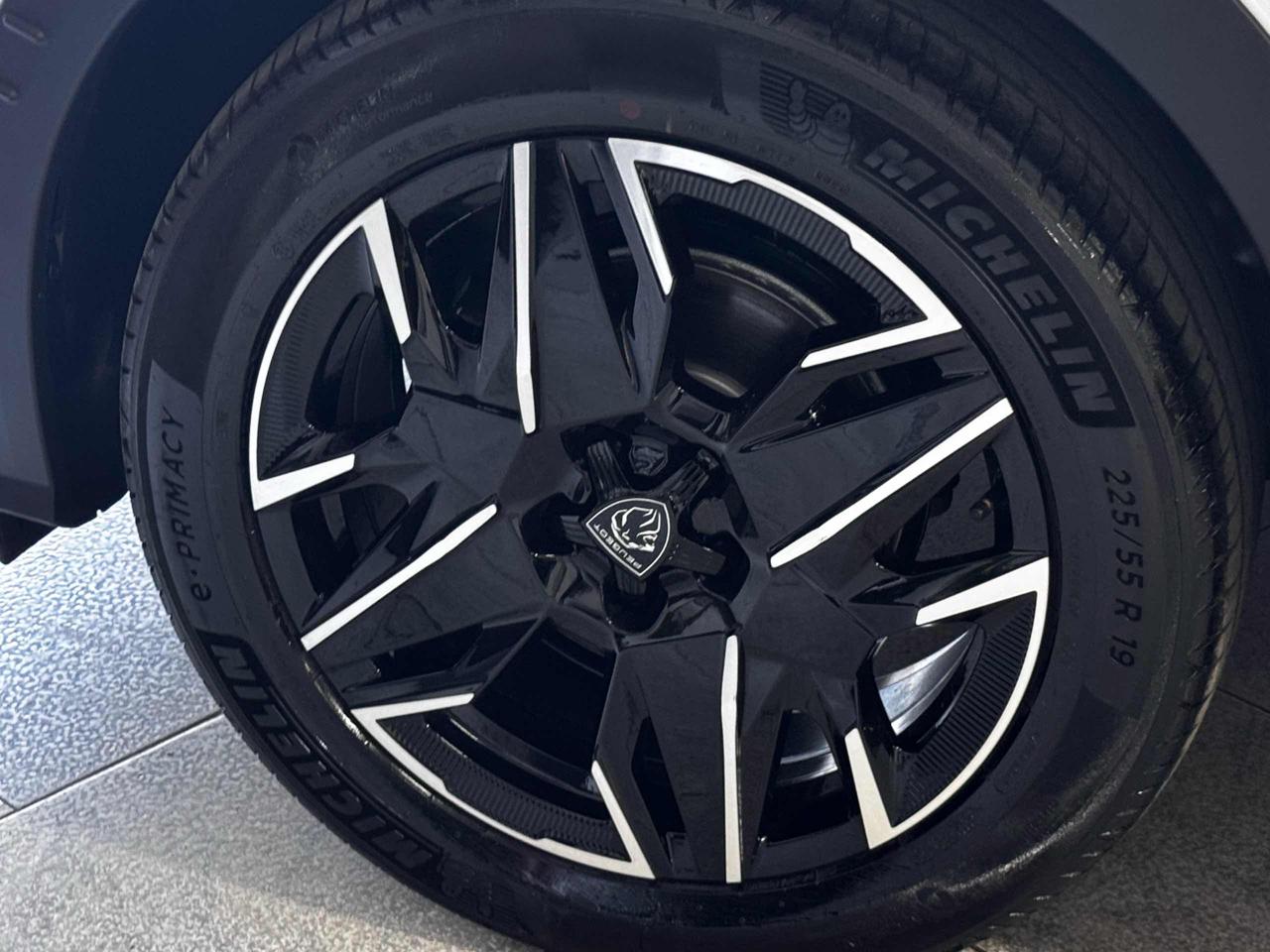 PEUGEOT 3008 Hybrid 145 e-DCS6 GT - 14