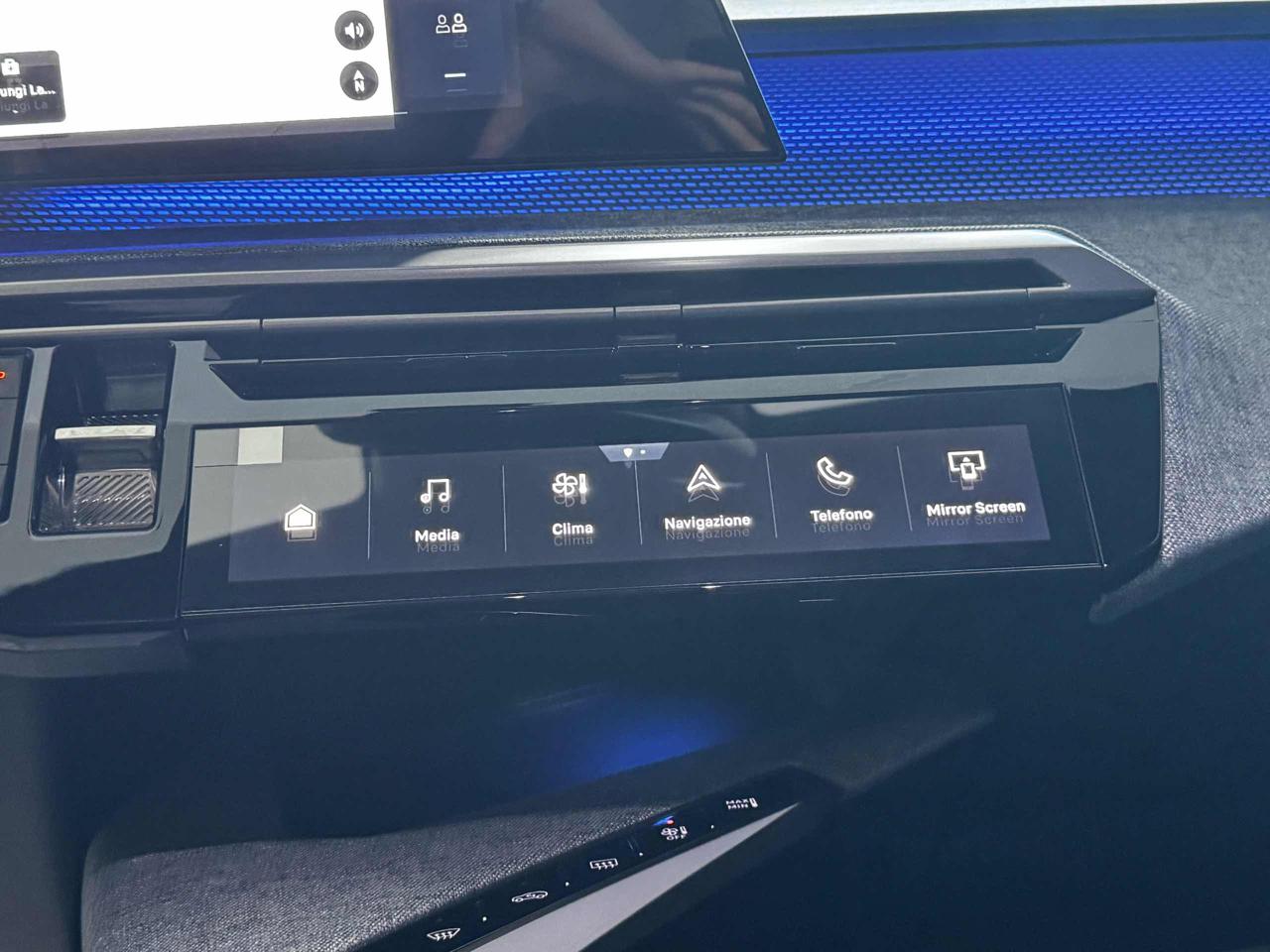 PEUGEOT 3008 Hybrid 145 e-DCS6 GT - 15