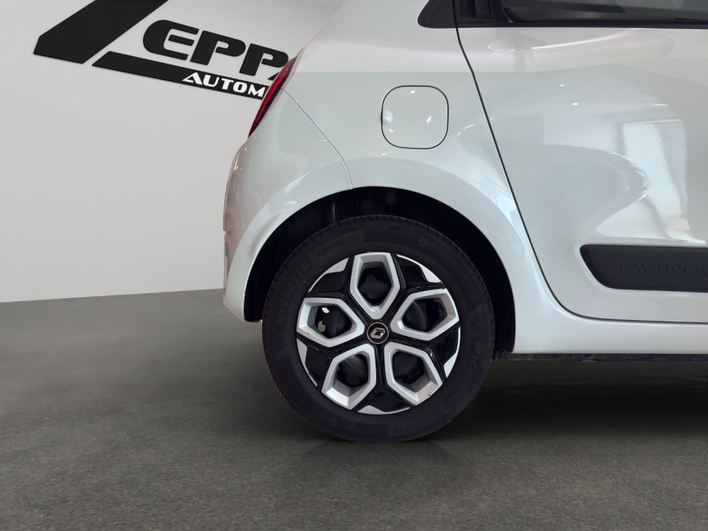 RENAULT Twingo Twingo III 2019 1.0 sce Urban Night 65cv - 23