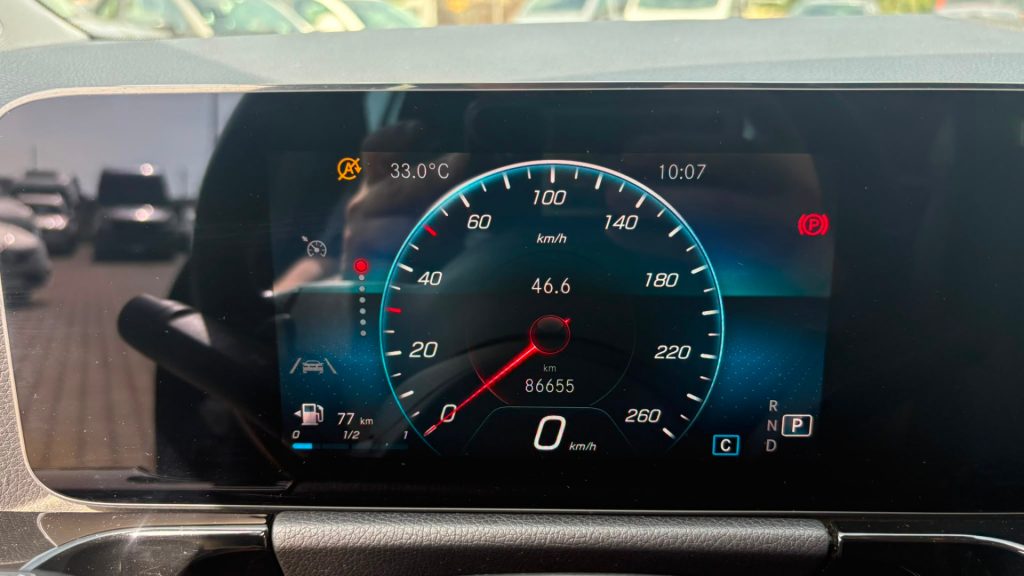 MERCEDES-BENZ GLA 200 d Automatic Business Extra **IVA ESPOSTA** - 10