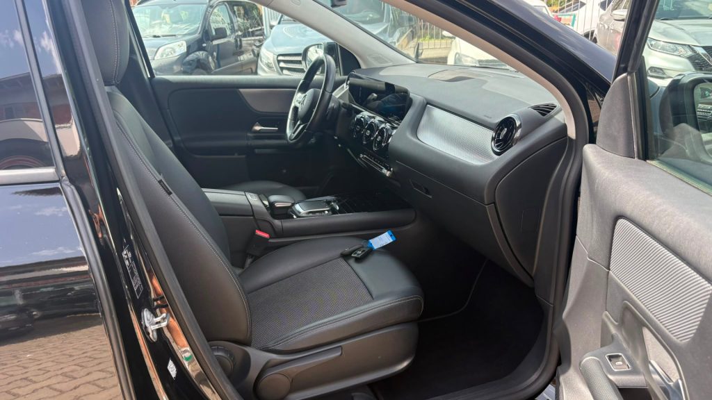 MERCEDES-BENZ GLA 200 d Automatic Business Extra **IVA ESPOSTA** - 21