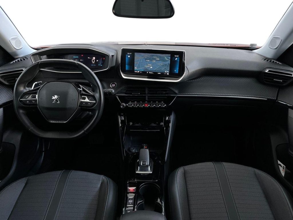PEUGEOT 2008 BlueHDi 130 S&S EAT8 Allure Pack - 9