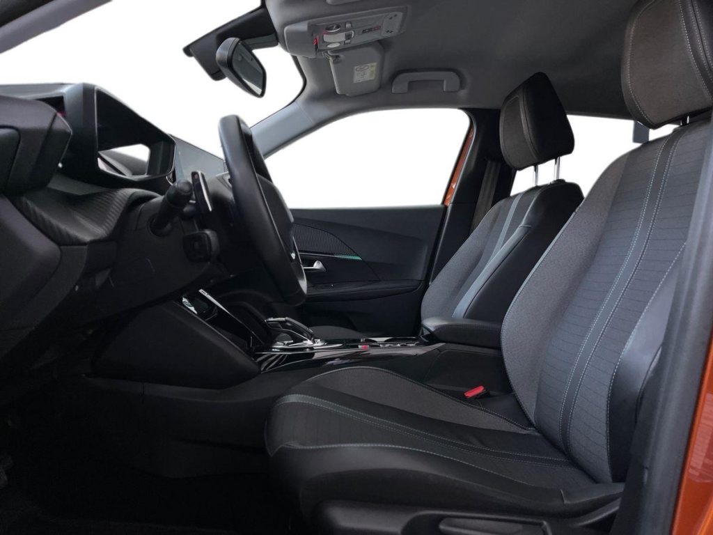 PEUGEOT 2008 BlueHDi 130 S&S EAT8 Allure Pack - 10