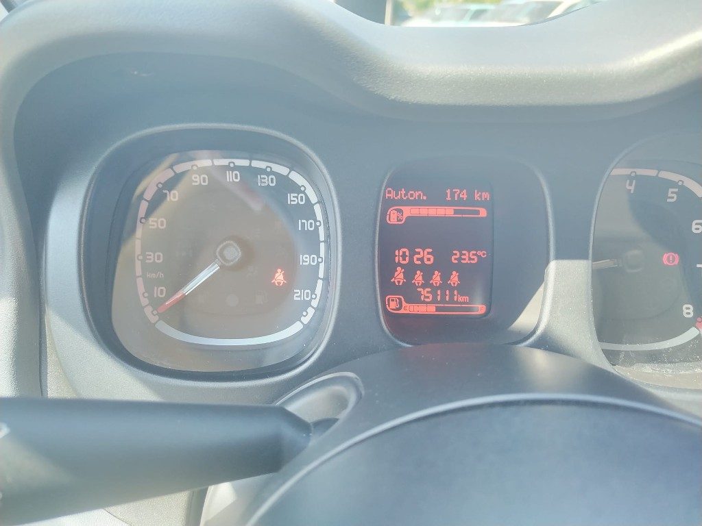 FIAT Panda 1.0 FireFly S&S Hybrid City Life - 10