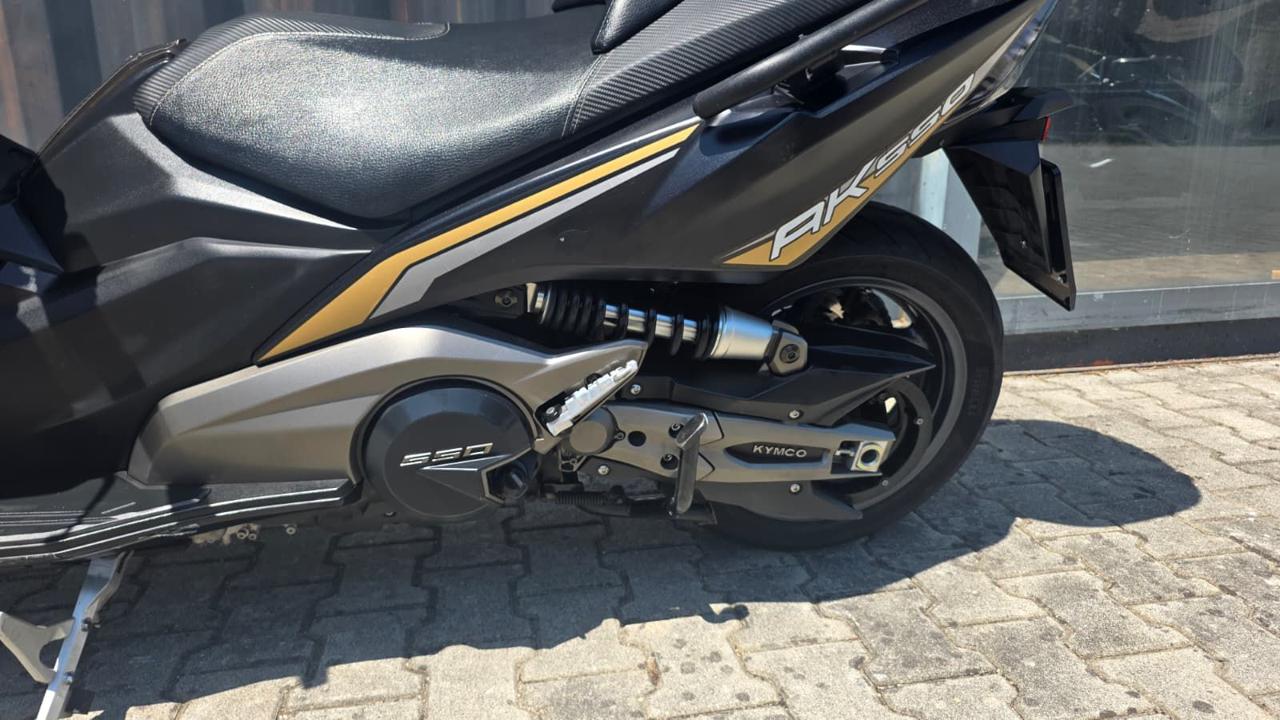 KYMCO AK 550 2017 - 10