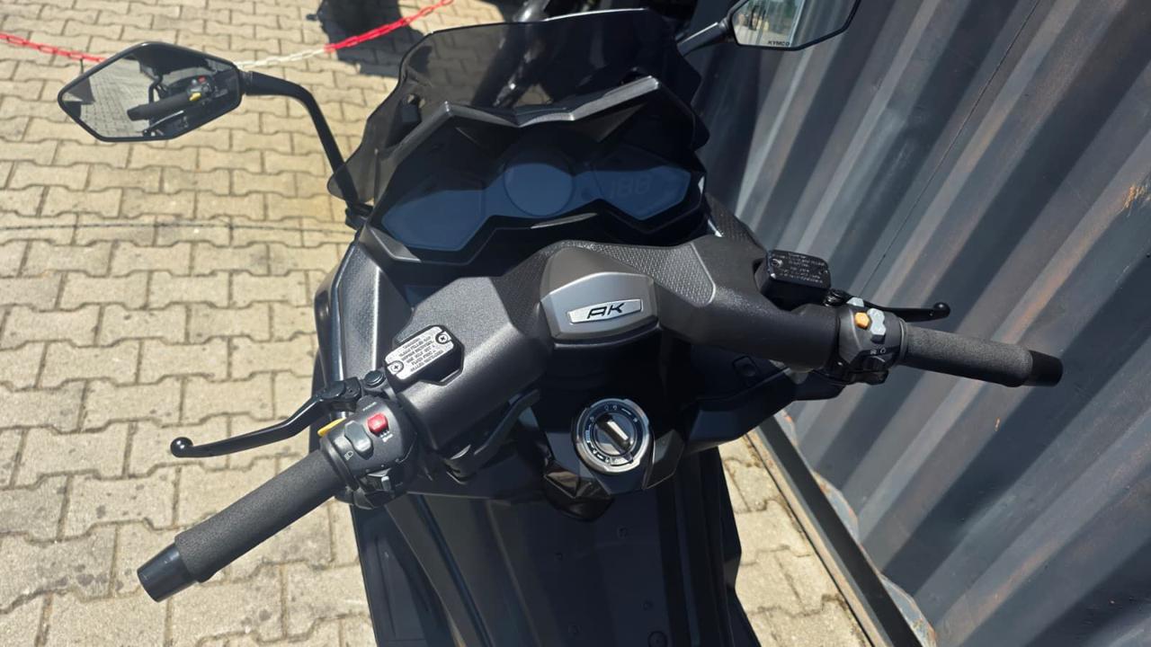 KYMCO AK 550 2017 - 8