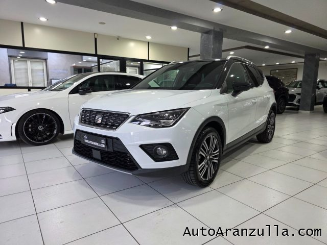 SEAT Arona Bianco pastello