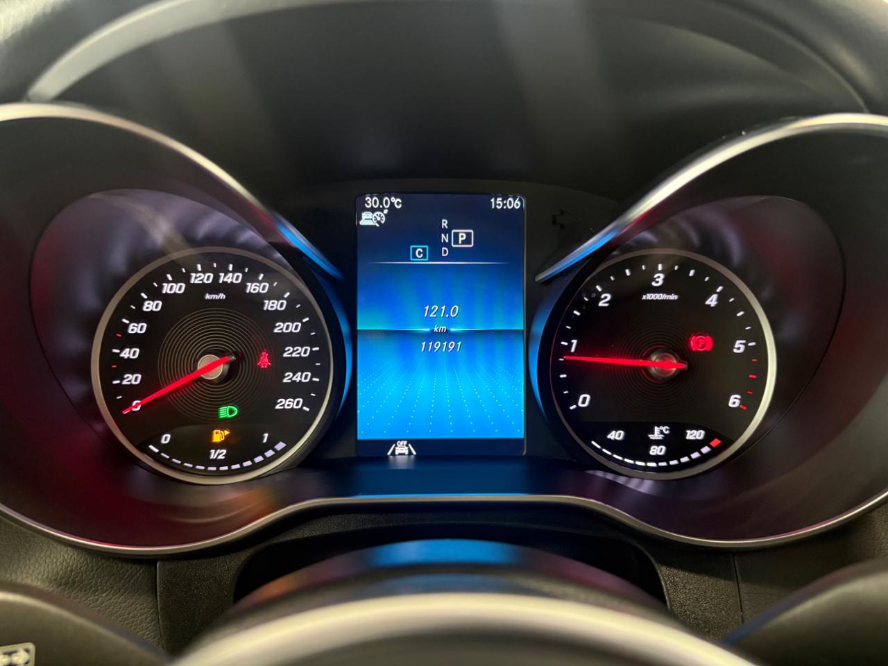 MERCEDES-BENZ GLC 200 d 4Matic Coupé Business FARI LED - 11