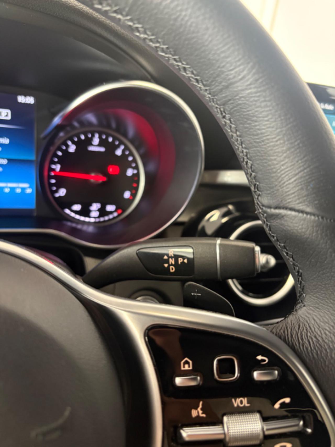 MERCEDES-BENZ GLC 200 d 4Matic Coupé Business FARI LED - 10