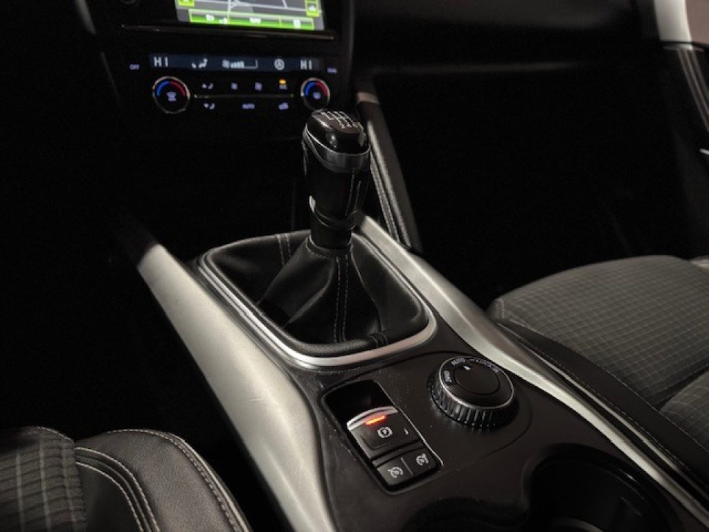 Clicca per ingrandire Kadjar - dCi 130CV 4x4 Energy Bose