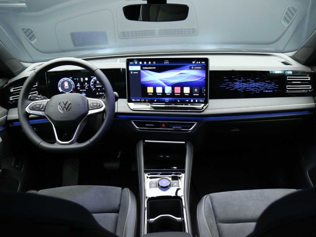 VOLKSWAGEN Tiguan 2.0 TDI 150 CV DSG Elegance - 4