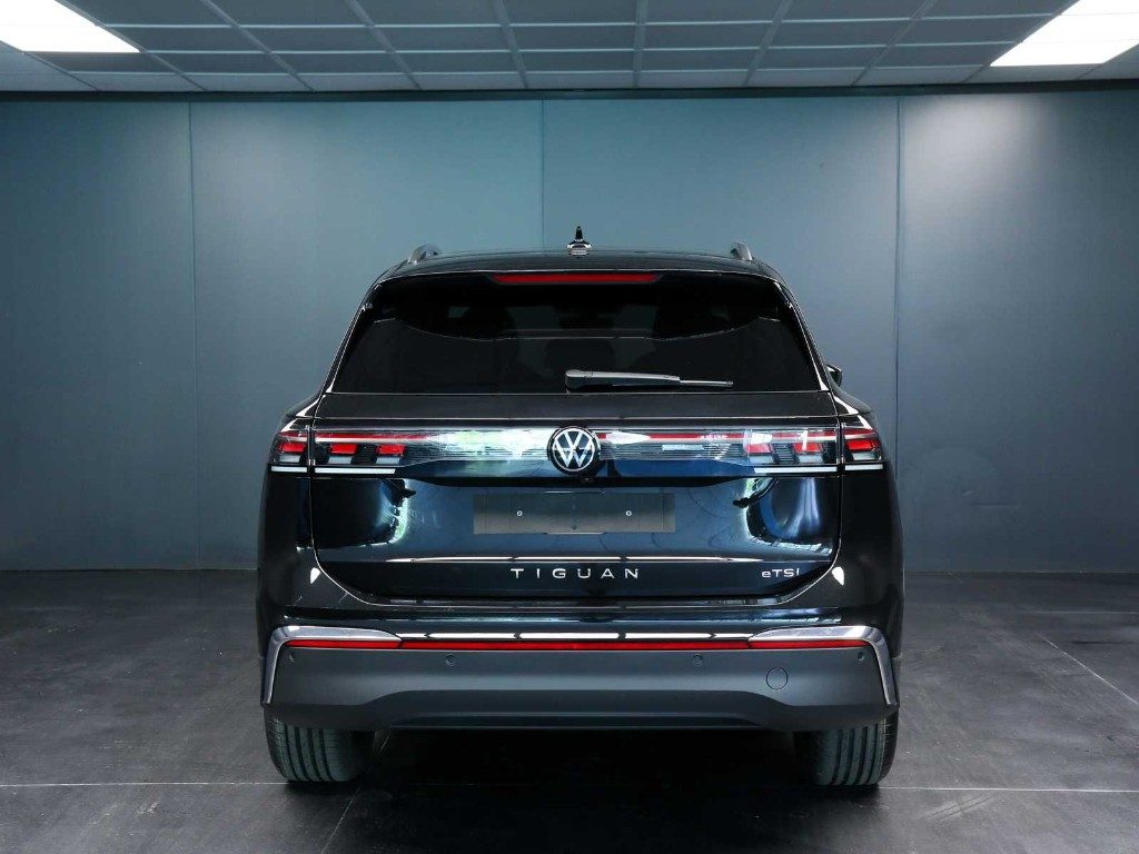 VOLKSWAGEN Tiguan 2.0 TDI 150 CV DSG Elegance - 9