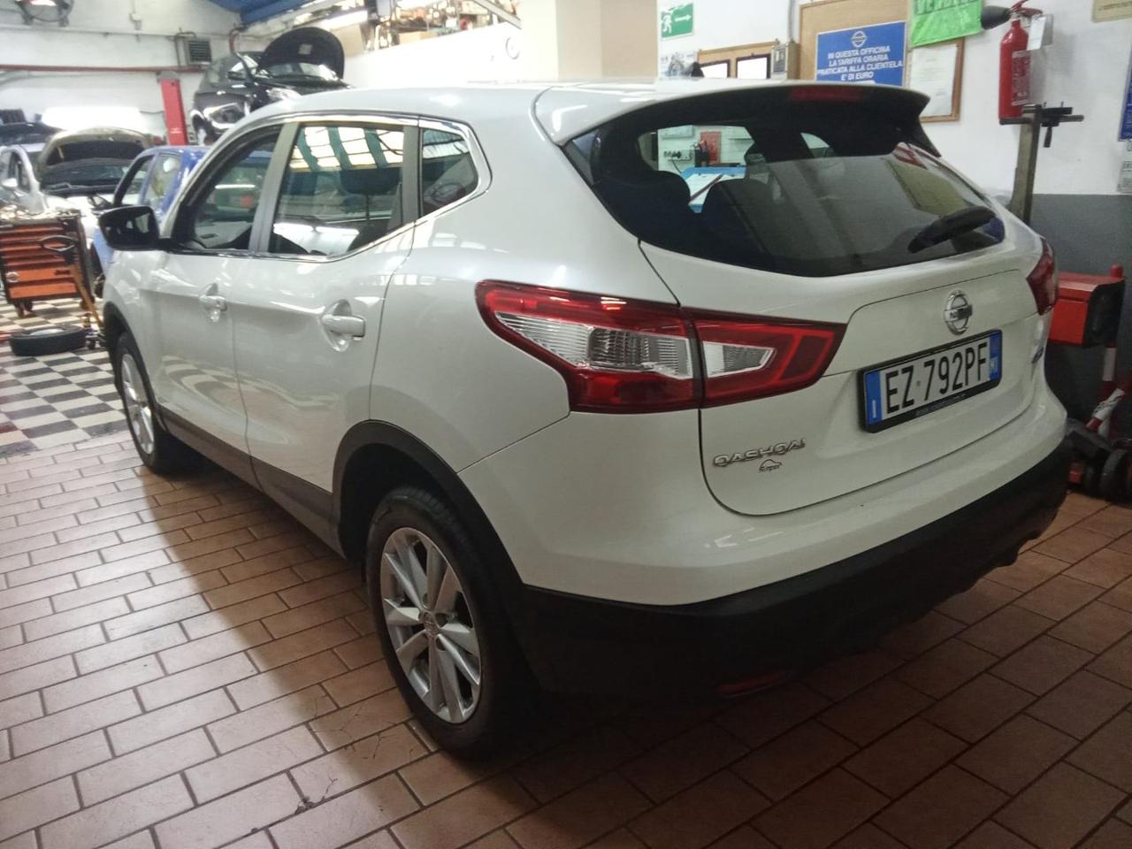 NISSAN Qashqai 1.5 dCi Acenta - 5