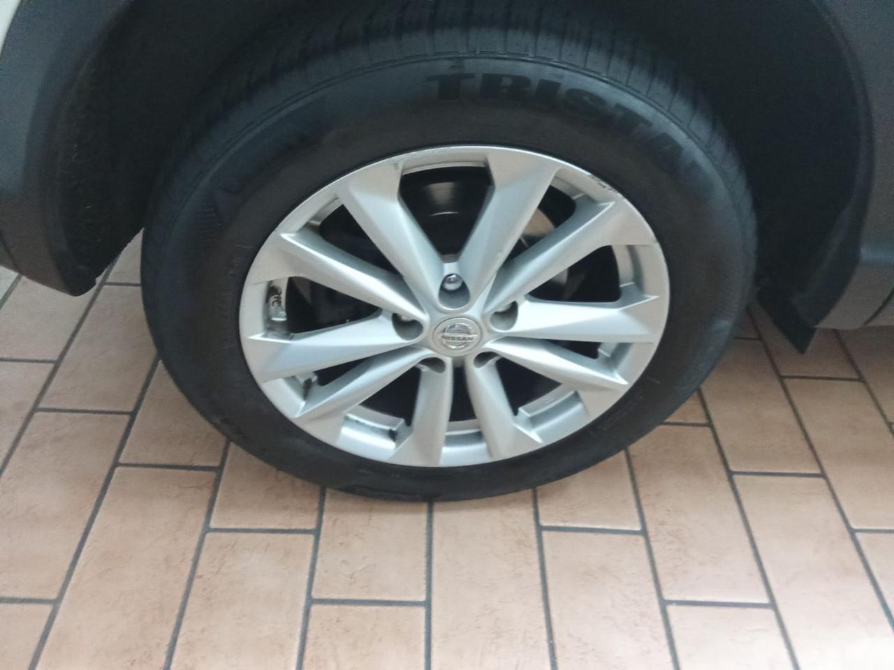 NISSAN Qashqai 1.5 dCi Acenta - 16