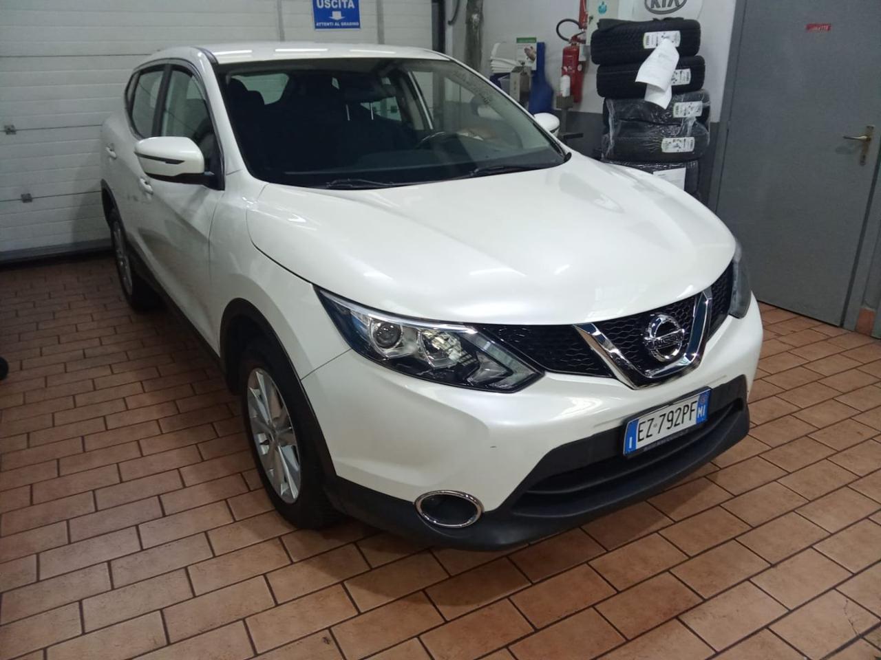 NISSAN Qashqai 1.5 dCi Acenta - 2