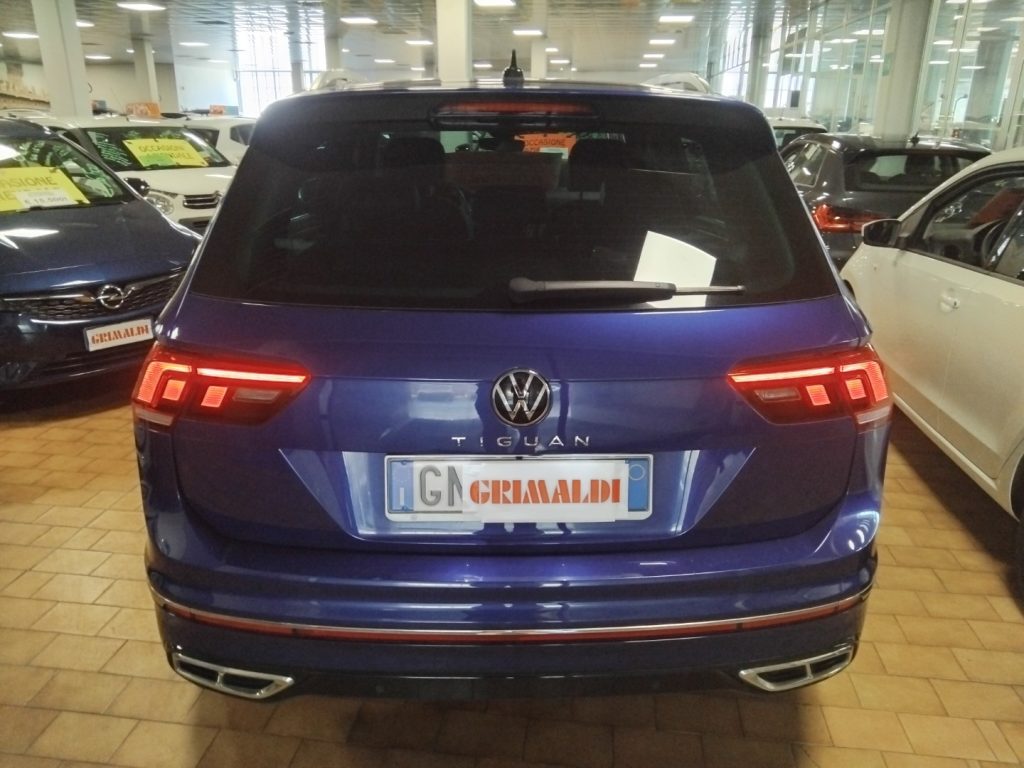VOLKSWAGEN Tiguan 1.5 TSI DSG ACT R-Line 20 C/GRIMALDI SPECIAL DAY - 5