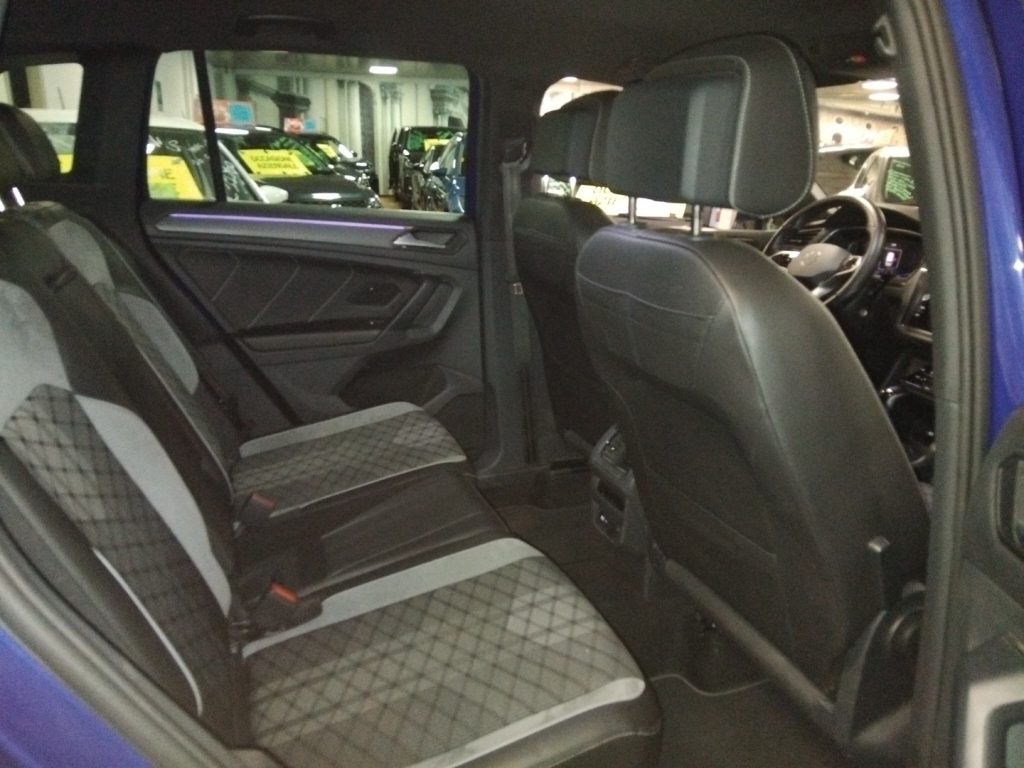VOLKSWAGEN Tiguan 1.5 TSI DSG ACT R-Line 20 C/GRIMALDI SPECIAL DAY - 10