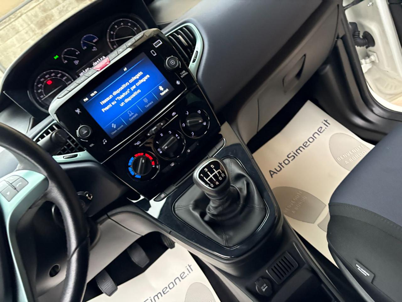 LANCIA Ypsilon 1.0 FireFly 5 porte S&S Hybrid Gold 5 posti. - 21