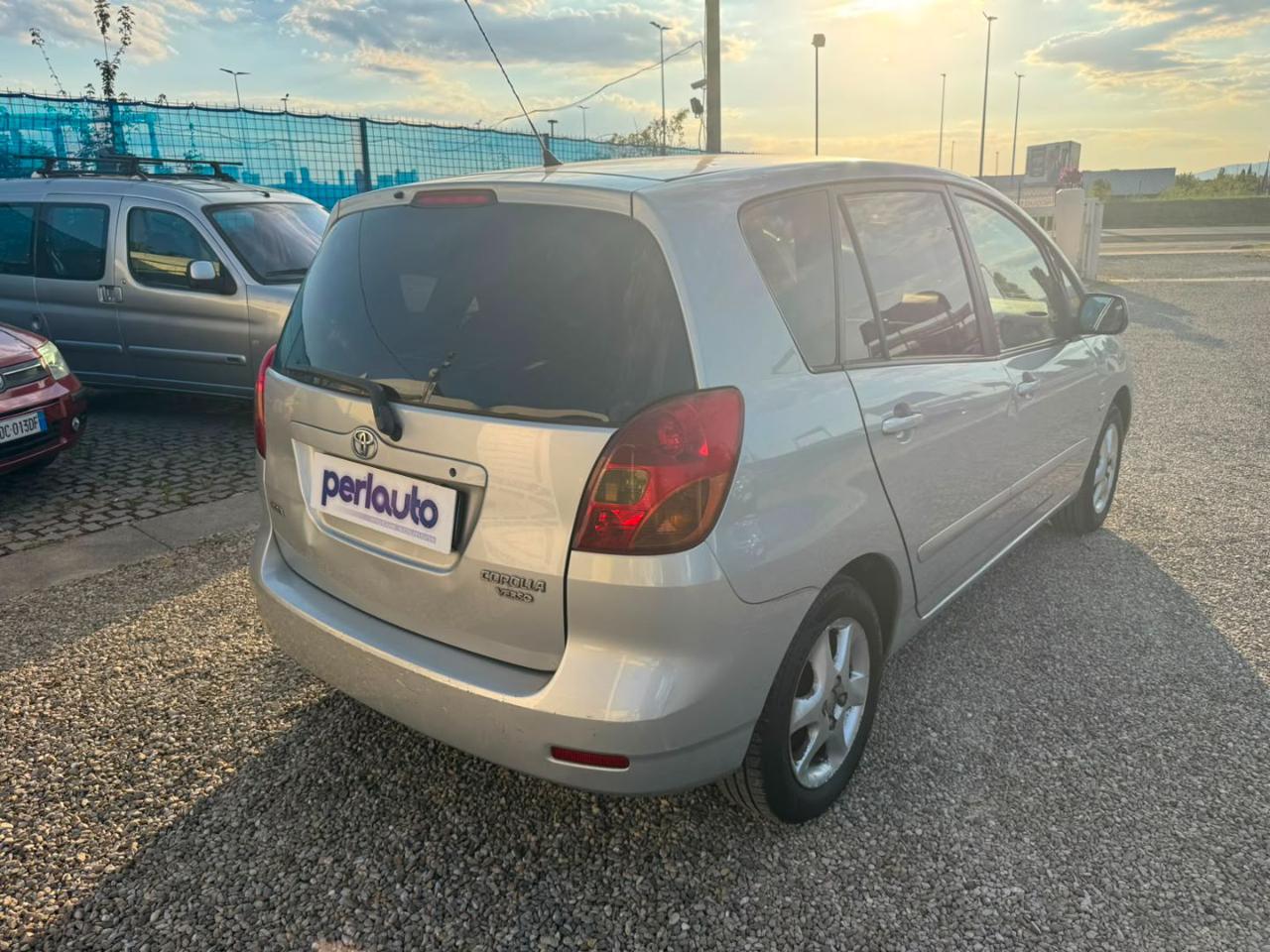 TOYOTA Corolla Verso 1.6 16V - 6