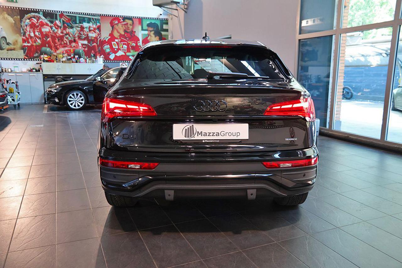 AUDI Q5 40 TDI Sportback Quattro S-Tronic S-Line - 8