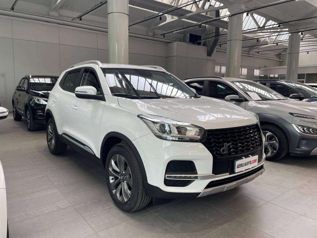 OTHERS-ANDERE OTHERS-ANDERE DR Automobiles DR4 DR 4.0 4.0 1.5 Gpl 114cv / TETT