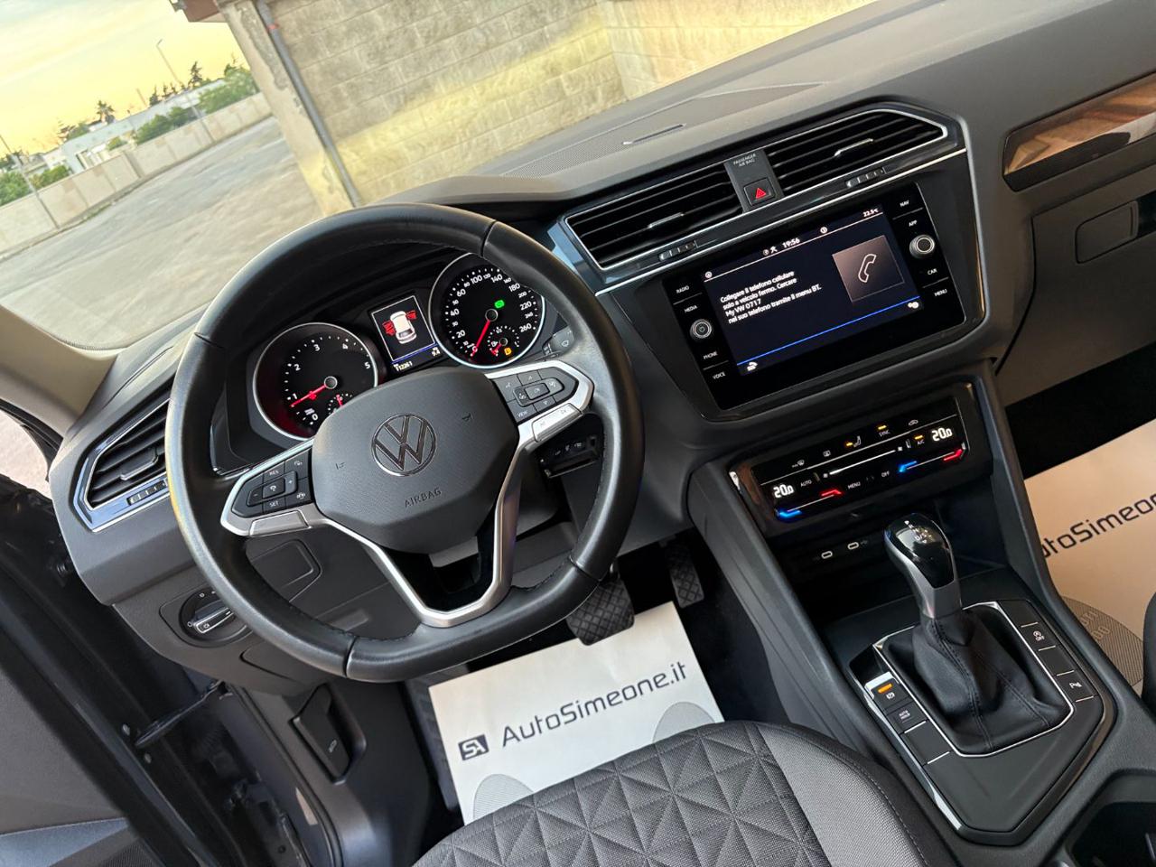VOLKSWAGEN Tiguan 2.0 TDI 150 CV SCR DSG Life - 21
