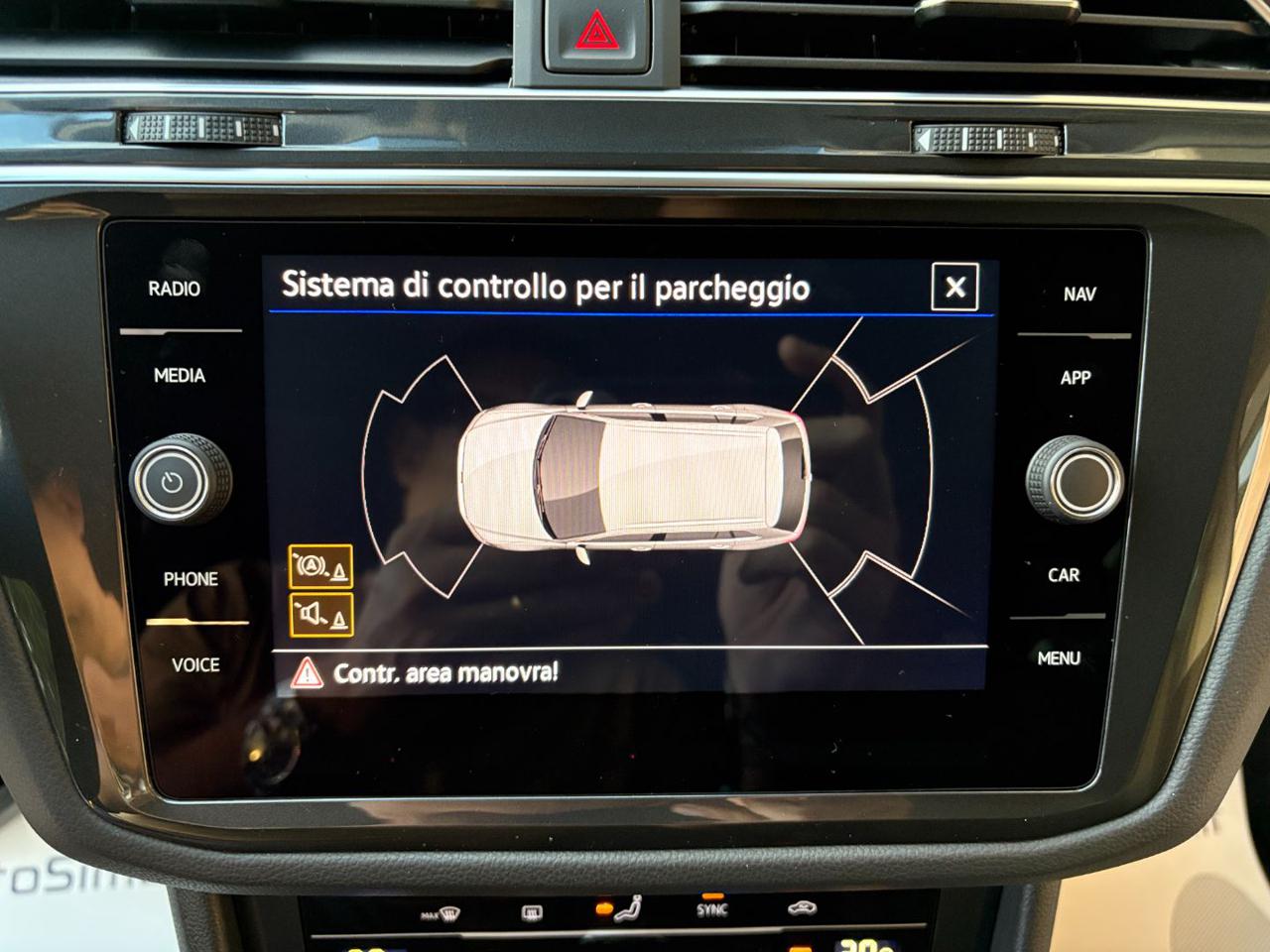 VOLKSWAGEN Tiguan 2.0 TDI 150 CV SCR DSG Life - 27