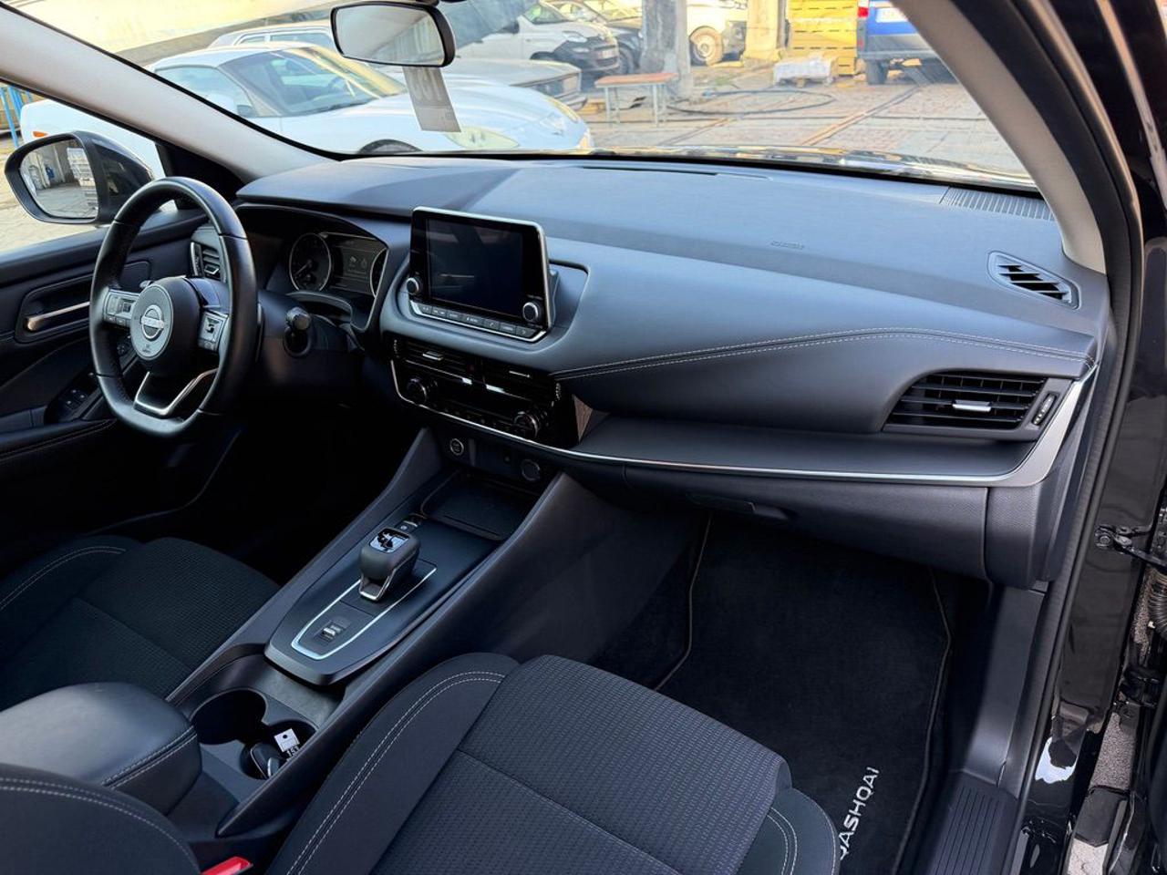 NISSAN Qashqai MHEV 158 CV Xtronic Business - 15