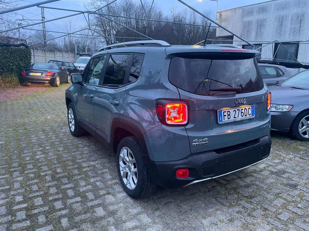 JEEP Renegade 2.0 Mjt 140CV 4WD Limited Auto - 3