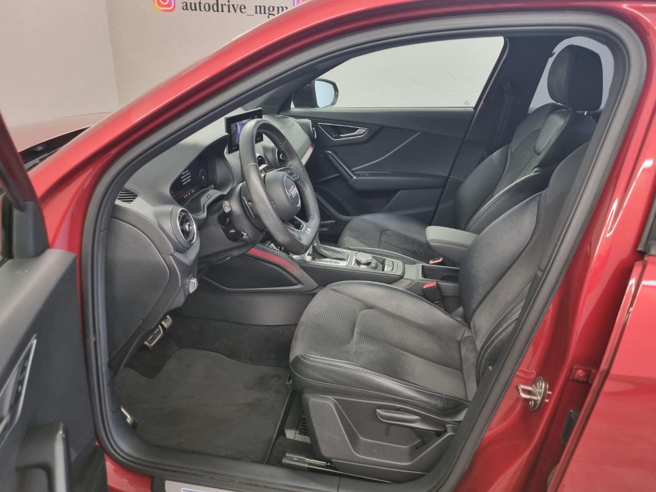 AUDI Q2 35 TDI quattro S tronic S line Edition - 12