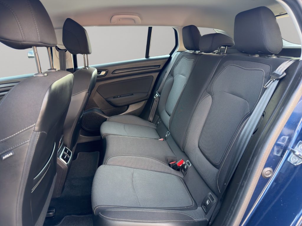 RENAULT Megane 1.5 dci Autocarro N1 - 8