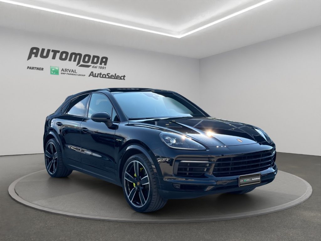 PORSCHE Cayenne Coupé 462CV E-HYBRID - 3