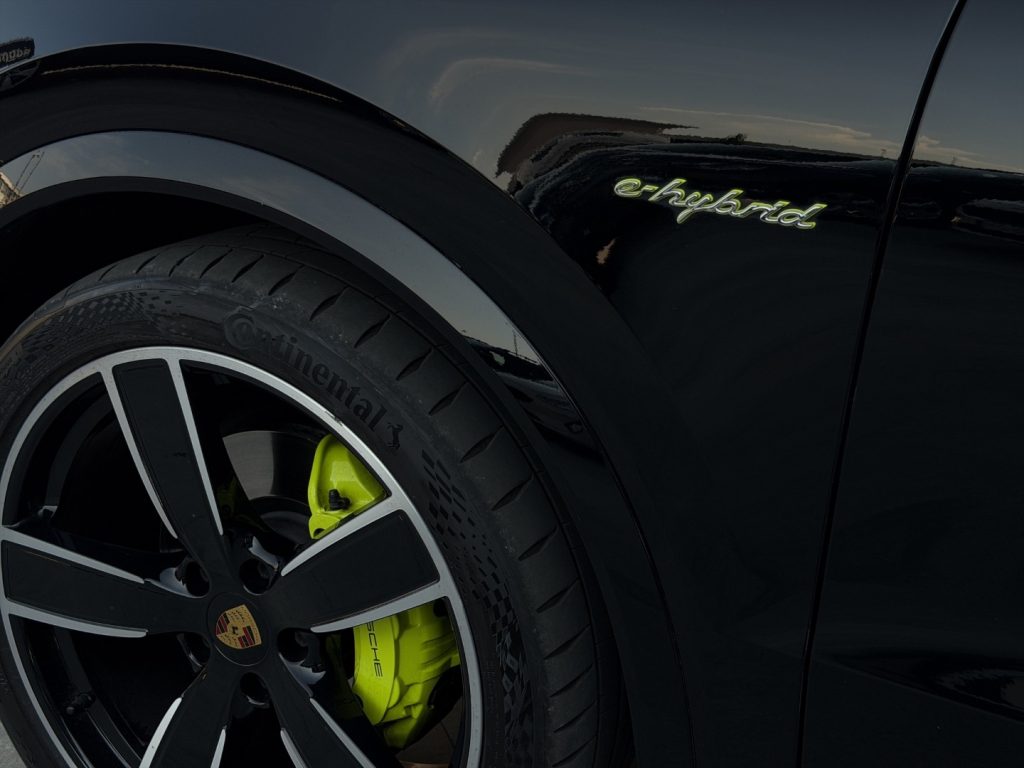 PORSCHE Cayenne Coupé 462CV E-HYBRID - 17