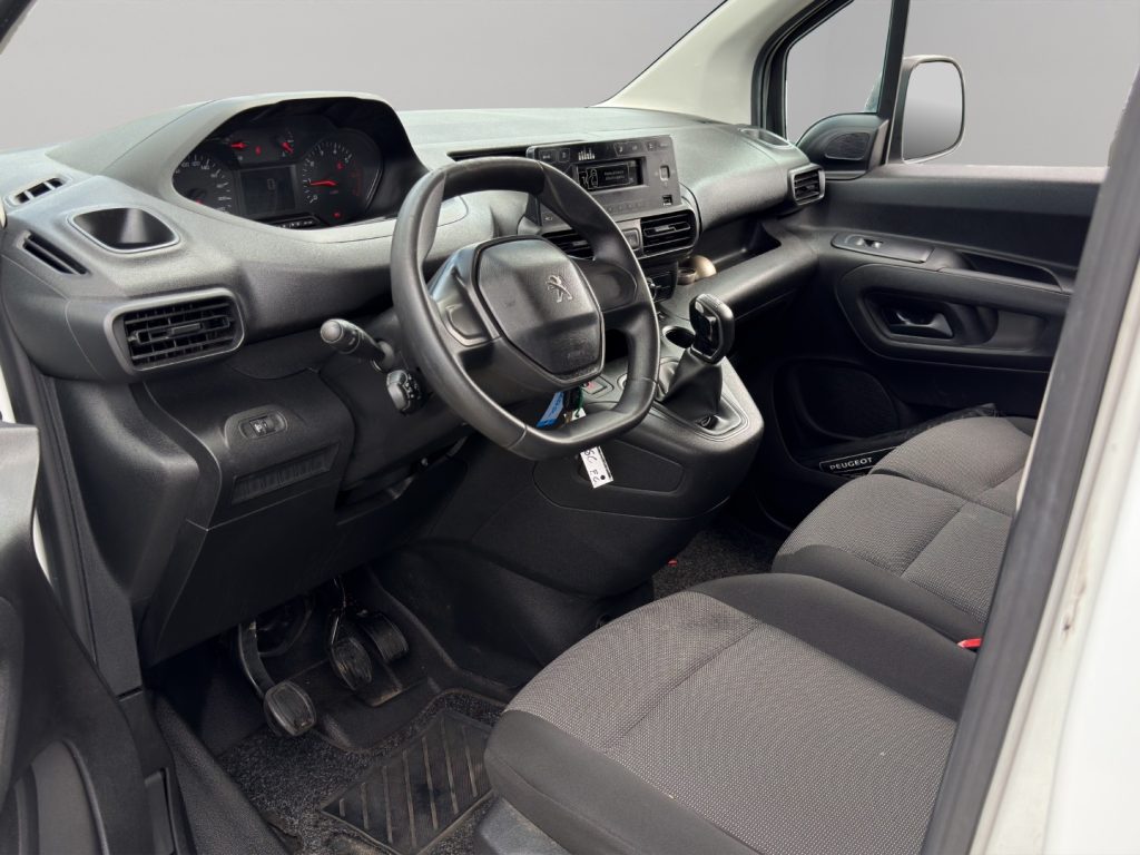PEUGEOT Partner 1.5 diesel 3 posti allestito - 7