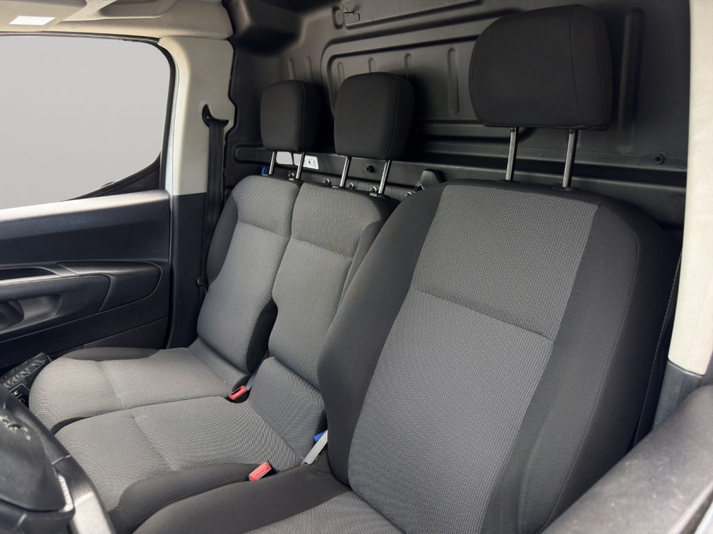 PEUGEOT Partner 1.5 diesel 3 posti allestito - 8