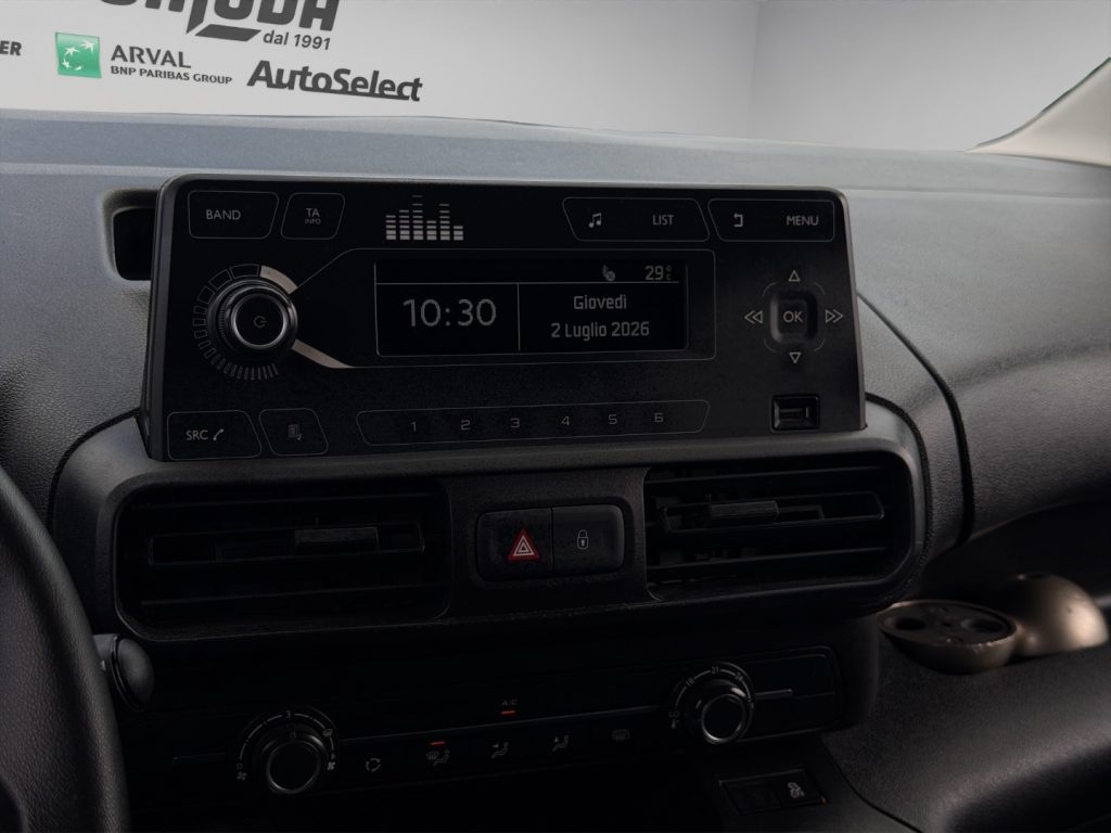 PEUGEOT Partner 1.5 diesel 3 posti allestito - 13