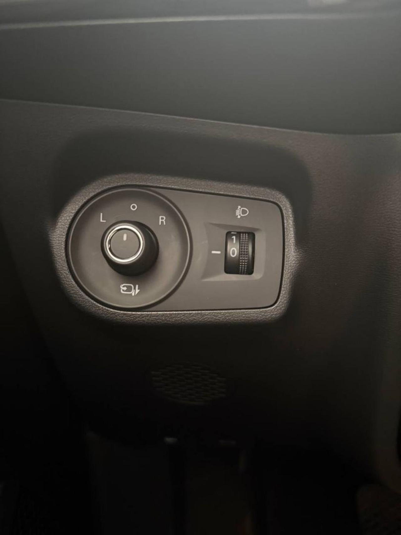 MG MG3 1.5 Hybrid+ Luxury - 28